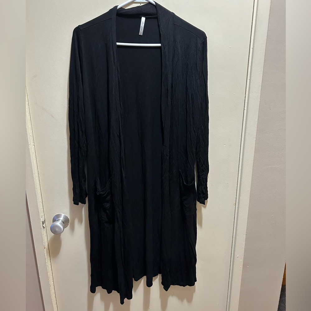 Women’s long size L Active USA black cardigan